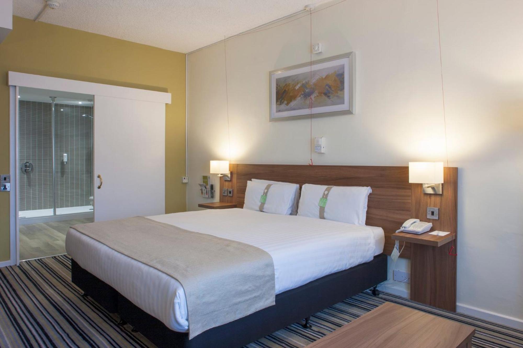 Standard King Room - Accessible